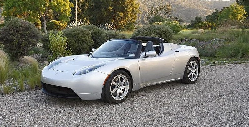 三辆被遗弃的初代特斯拉 Roadster 在中国被发现