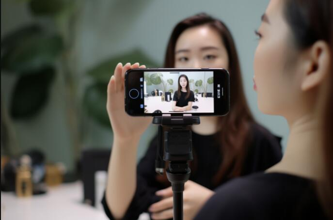 95.2%的主播月收入5000元以下