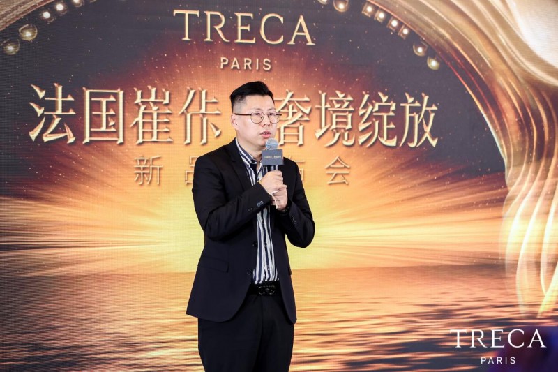 法国崔佧新品发布会于上海公主号游轮启幕，企业家张兰现场为490万床垫打call